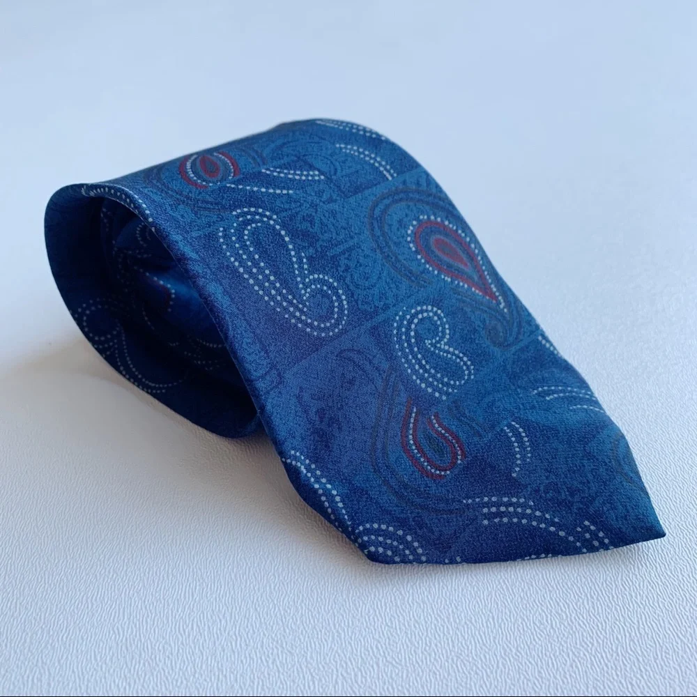 Lanvin Paris 100% Silk Neck Tie Blue Red White Paisley Print Made in Italy